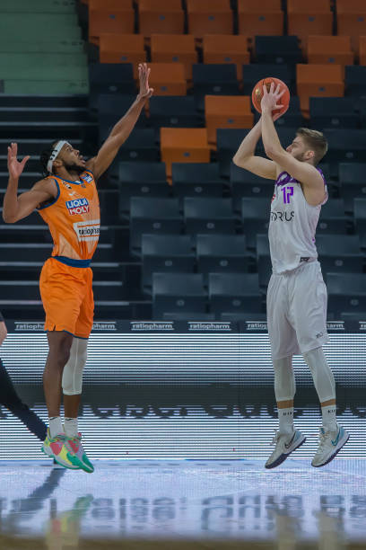 的隐秘角力 的隐秘角力